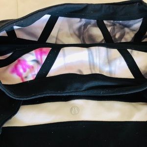 Lululemon (2) Groove  black/reversible yoga pants